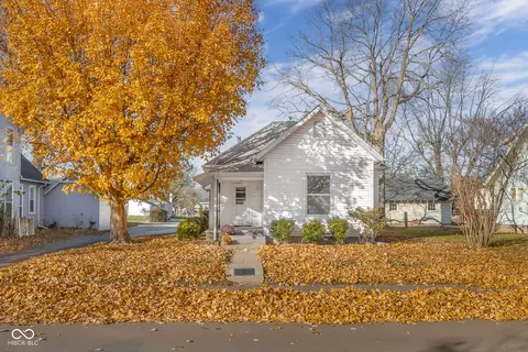 1630 California St, Columbus, IN 47201