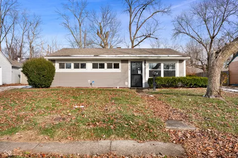 6718 Brookhaven Dr, Lawrence, IN 46226