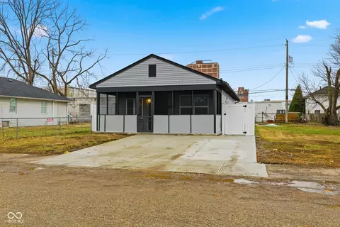 561 Lynn St, Indianapolis, IN 46222