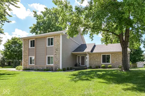 13035 Wembly Rd, Carmel, IN 46033