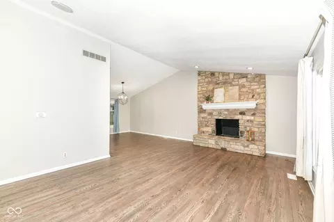 Living - 13035 Wembly Rd, Carmel, IN 46033 photo 2 of 11