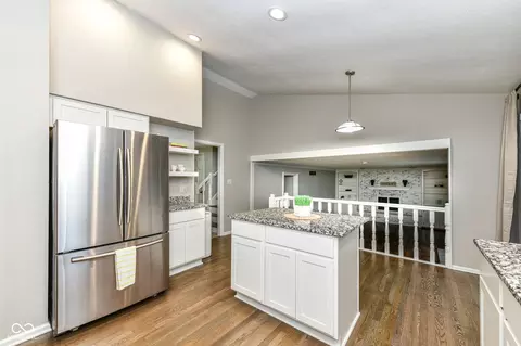 Kitchen - 13035 Wembly Rd, Carmel, IN 46033 photo 4 of 6