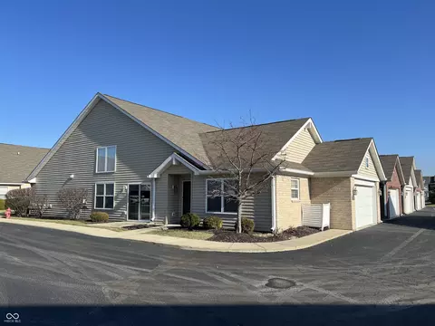 9733 Windy Ln UNIT 100, Fishers, IN 46037