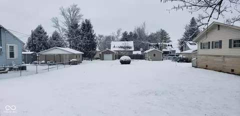 1321 N Broadway St, Seymour, IN 47274
