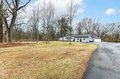 7260 W 93rd St, Zionsville, IN 46077