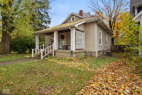 1620 Lafayette Ave, Columbus, IN 47201