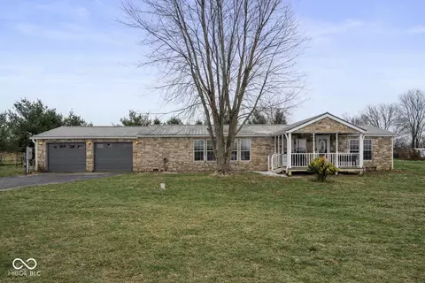 1294 N Hillsboro Rd, New Castle, IN 47362
