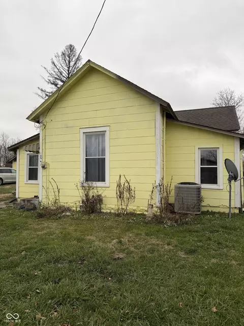 10941 N County Road 1050 E, Hope, IN 47246 photo 2