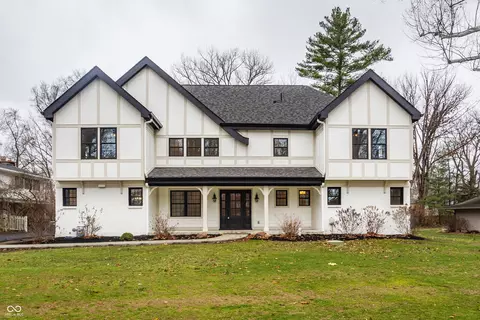 8390 N Illinois St, Indianapolis, IN 46260
