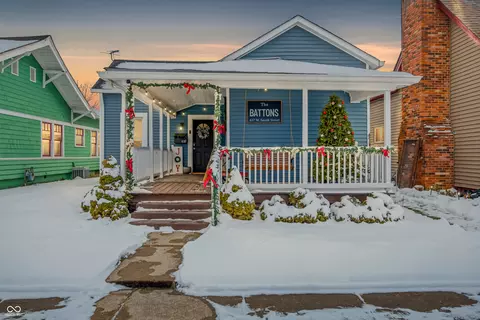 637 W South St, Shelbyville, IN 46176