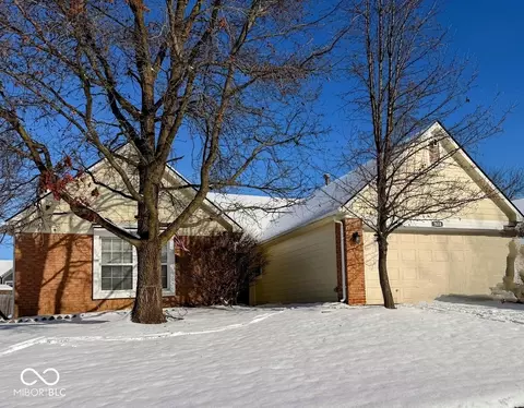 7618 Trophy Club Dr S, Indianapolis, IN 46214