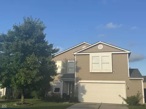 8346 S Firefly Dr, Pendleton, IN 46064