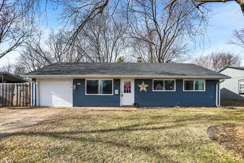 1860 Churchill Rd, Franklin, IN 46131