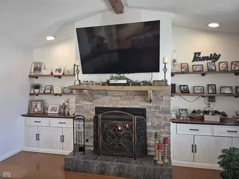 Living - 3301 S 550 E, Franklin, IN 46131 photo 1 of 1