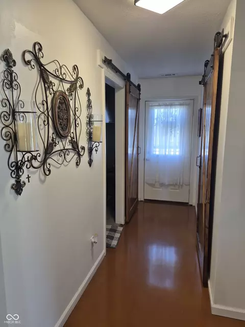 Entry Way - 3301 S 550 E, Franklin, IN 46131 photo 2 of 2