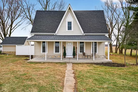 Exterior - 21101 E County Road 700 N, Hope, IN 47246 photo 2 of 23