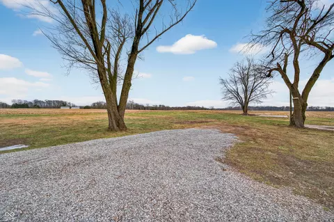 Exterior - 21101 E County Road 700 N, Hope, IN 47246 photo 14 of 23
