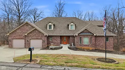 2265 Legendary Dr, Martinsville, IN 46151