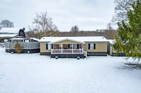 976 Vinegar Hill Rd, Bedford, IN 47421