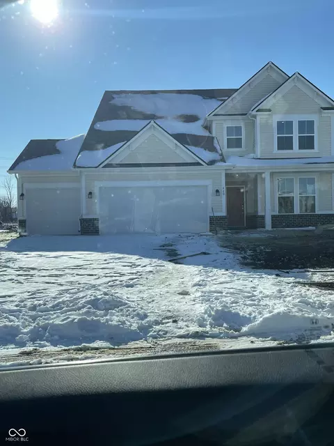420 Weaver Ln, Pittsboro, IN 46167