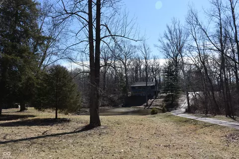 6271 E Spring Lake Rd, Mooresville, IN 46158