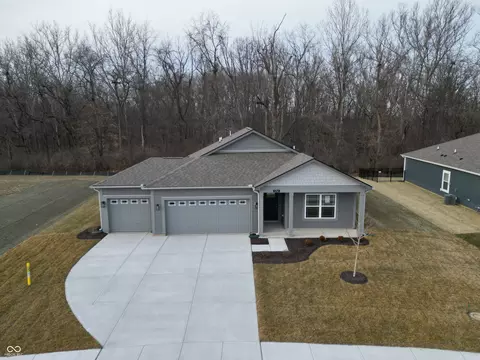 3740 Marlowe Creek Dr, Clayton, IN 46118