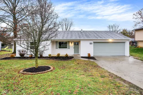 511 Boonesboro Rd, Greenwood, IN 46142