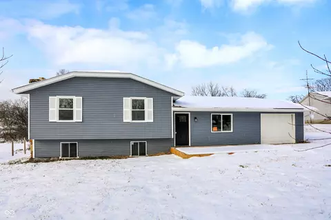 5354 W Lacross Dr, Bloomington, IN 47404