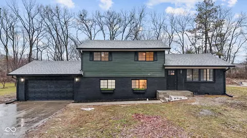 2712 Westleigh Dr, Indianapolis, IN 46268