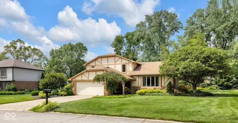 8525 Winding Ridge Rd, Indianapolis, IN 46217