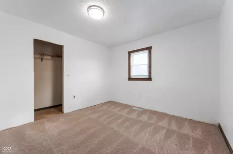 Bedroom - 8566 W Fall Creek Dr, Pendleton, IN 46064 photo 1 of 3