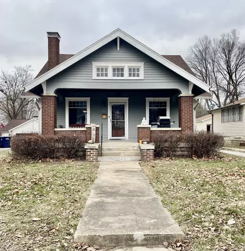 413 E Washington St, Greencastle, IN 46135