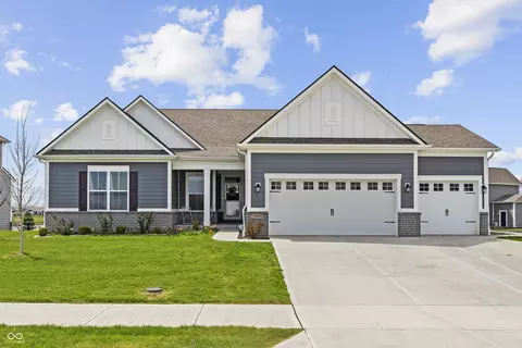19405 Titus Dr, Westfield, IN 46074