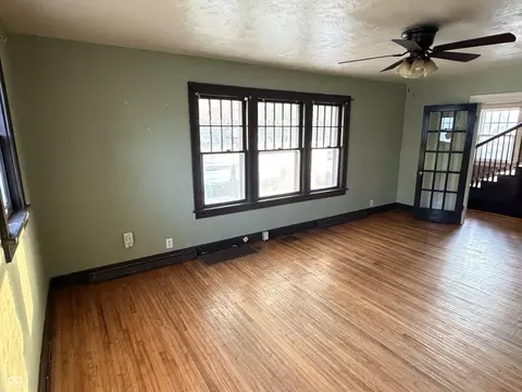 Living - 714 E Sigler St, Frankton, IN 46044 photo 7 of 9