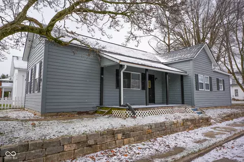 406 W 6th St, Anderson, IN 46016