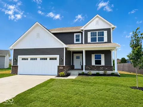 9417 Crimson Cir, Lapel, IN 46051
