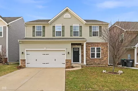 556 Dietz Dr, Greenwood, IN 46143