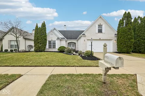 5971 Sandalwood Dr, Carmel, IN 46033