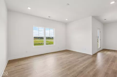 Living - 7129 Theo Baker Blvd, Pendleton, IN 46064 photo 4 of 4