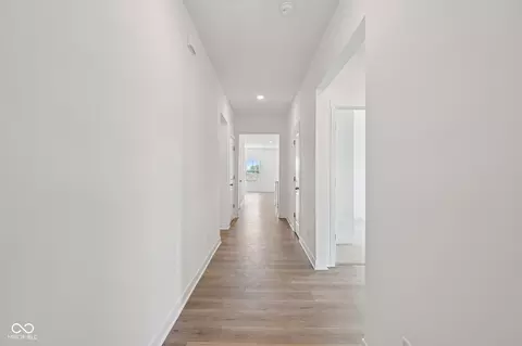 Entry Way - 7129 Theo Baker Blvd, Pendleton, IN 46064 photo 3 of 9