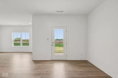 Entry Way - 7129 Theo Baker Blvd, Pendleton, IN 46064 photo 5 of 9