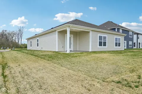 Exterior - 7129 Theo Baker Blvd, Pendleton, IN 46064 photo 6 of 9