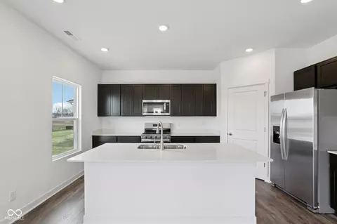 Kitchen - 7121 Theo Baker Blvd, Pendleton, IN 46064 photo 4 of 5