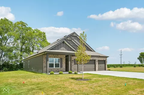 Exterior - 5734 Bancroft Dr, Pendleton, IN 46064 photo 2 of 10