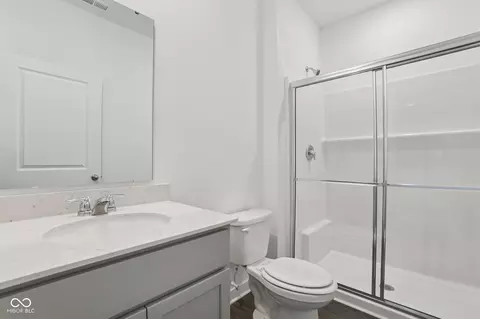 Bath - 5734 Bancroft Dr, Pendleton, IN 46064 photo 2 of 4