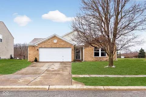 6234 Amber Valley Ln, Indianapolis, IN 46237