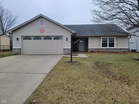 7657 Scatter Woods Ln, Indianapolis, IN 46239