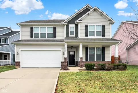 1333 Old Heritage Pl, Greenwood, IN 46143
