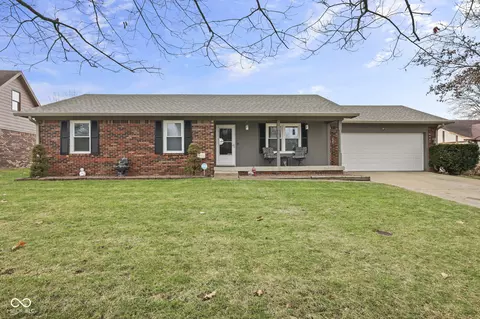 7820 Cannonade Dr, Indianapolis, IN 46217