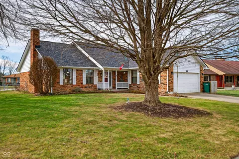 506 Galahad Dr, Franklin, IN 46131